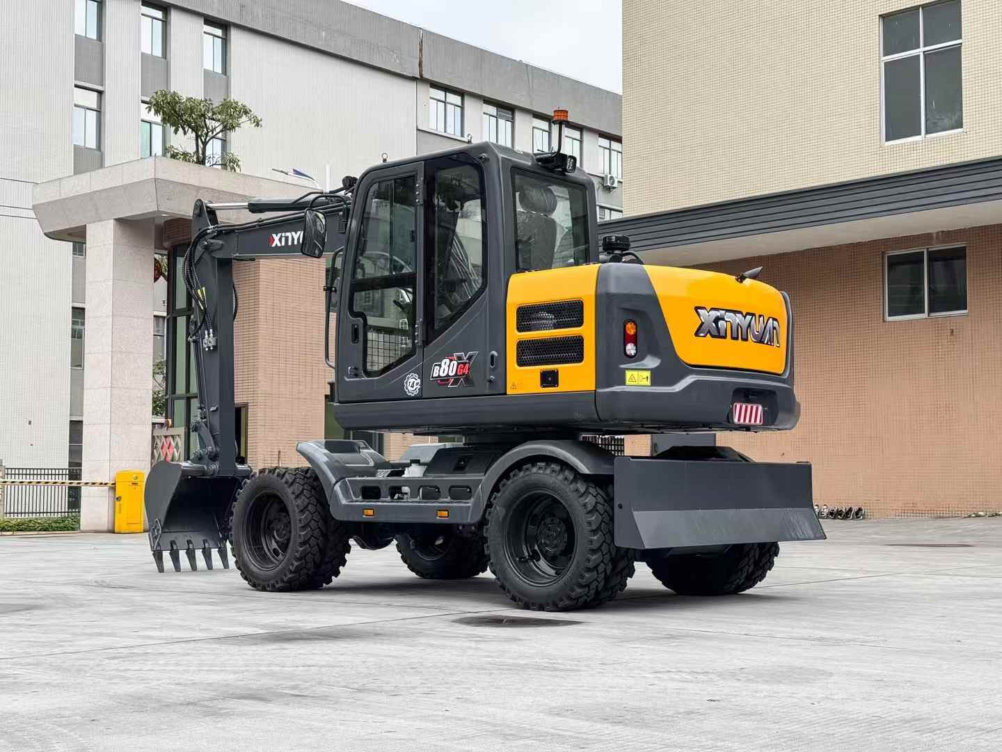 B80G4 轮式挖掘机